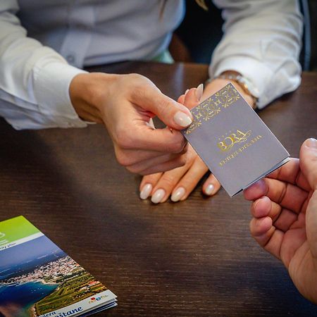Boutique Hotel Bora & Villas Garamm Pakostane Bagian luar foto