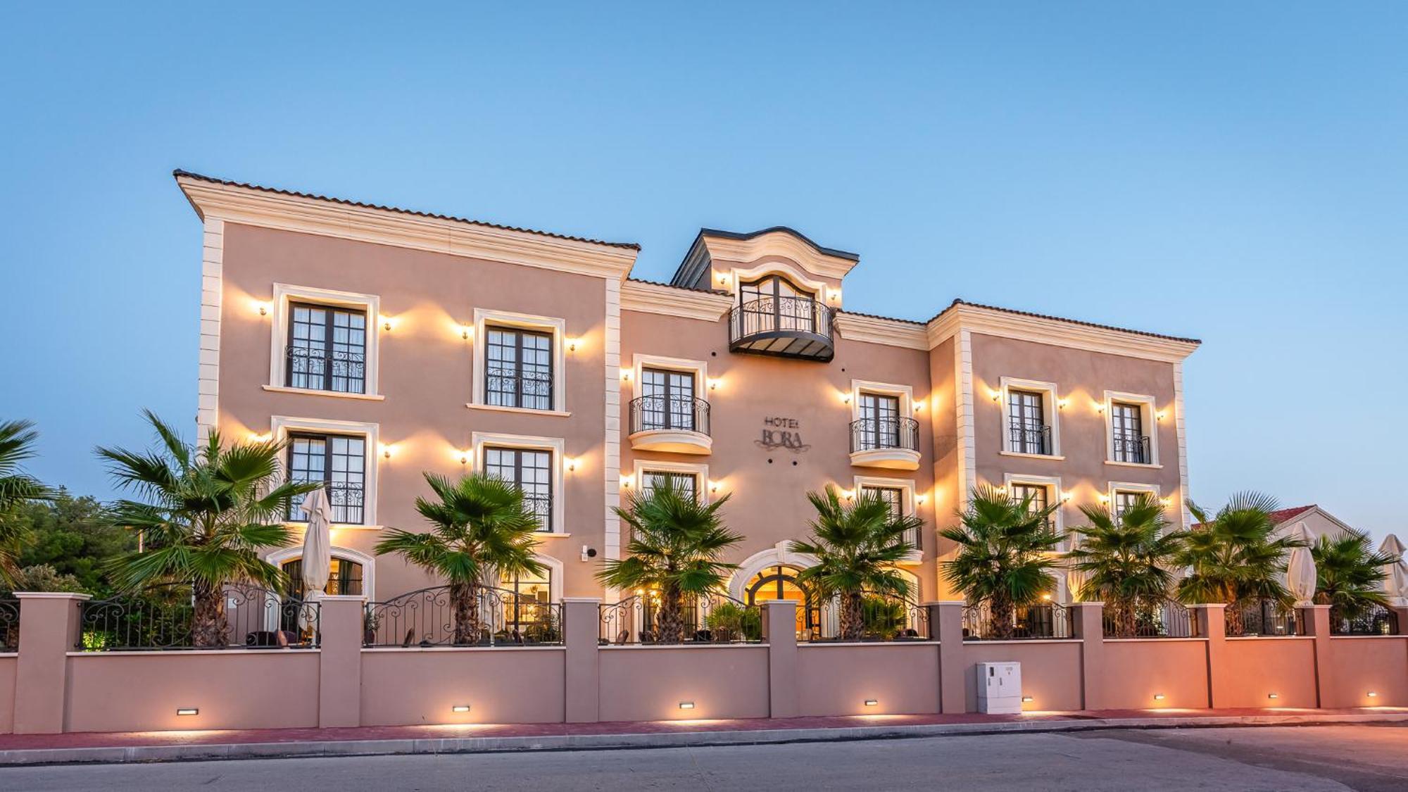 Boutique Hotel Bora & Villas Garamm Pakostane Bagian luar foto